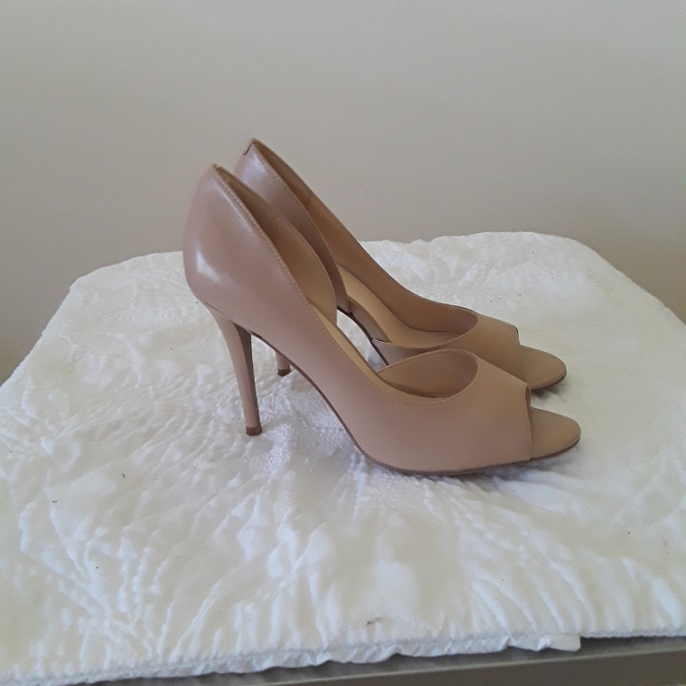 Nine West open toe pumps